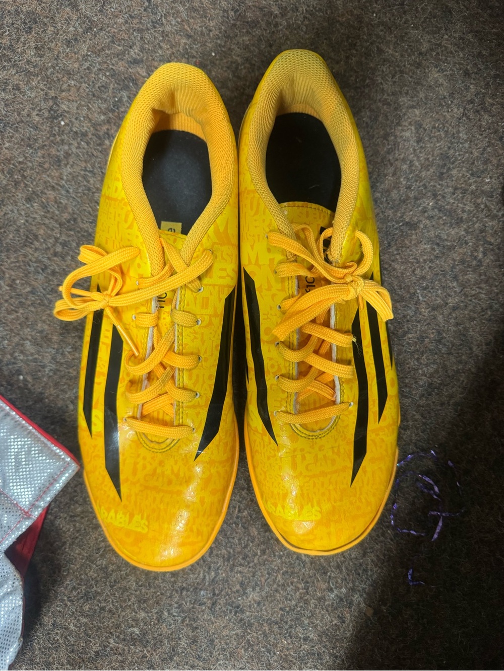 Indoor Messi Yellow Black Athletic Cleats